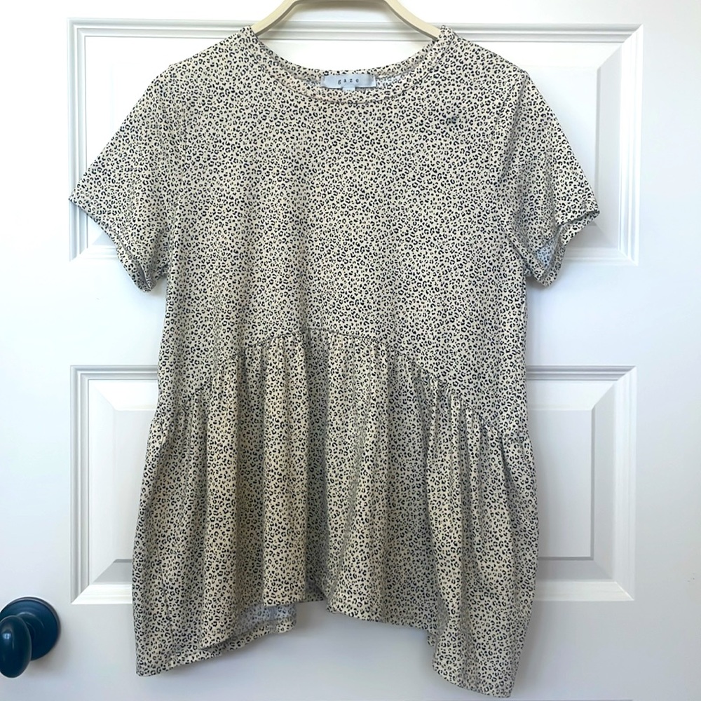 “Gaze” leopard print shirt